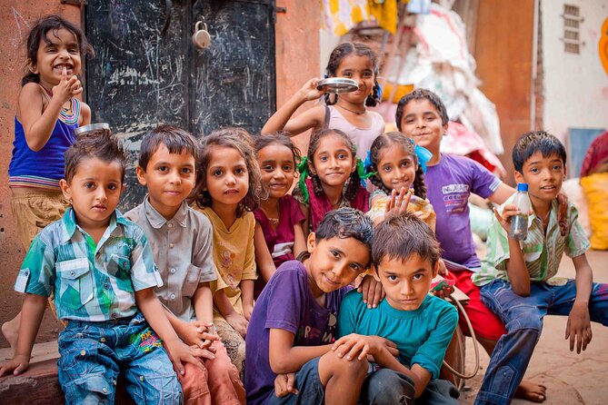Dharavi Tour Including Car Transfer - Why Dharavi deserves a closer look