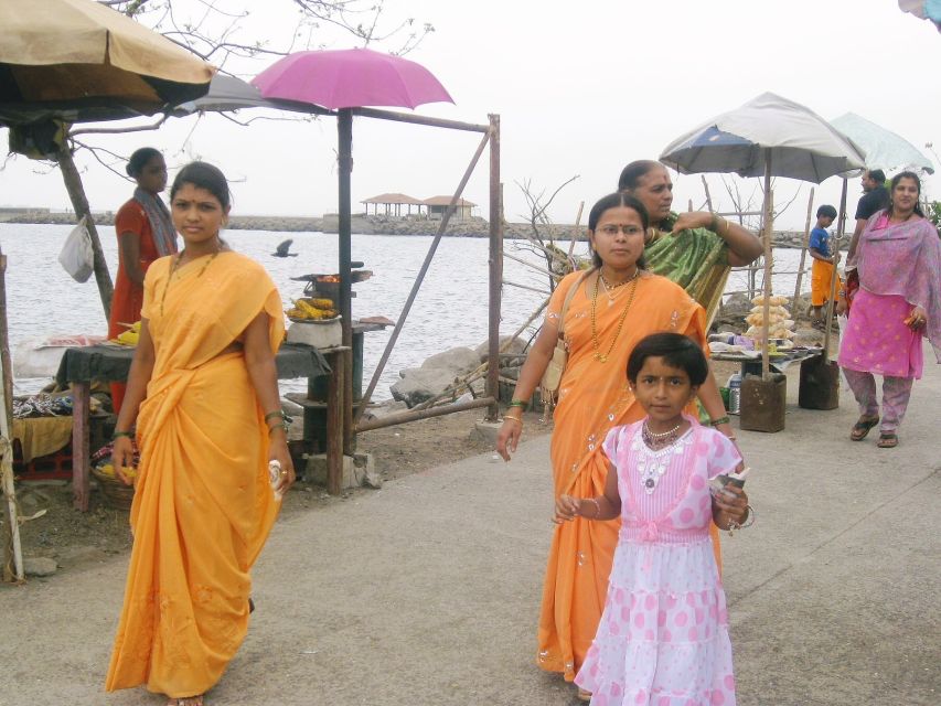 Elephanta Cave Tour with Bollywood Tour - The Gateway of India ferry to Elephanta Island