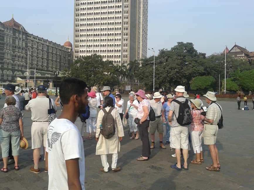 Elephanta Cave Tour with Bollywood Tour - A short Gateway stop before the city drive