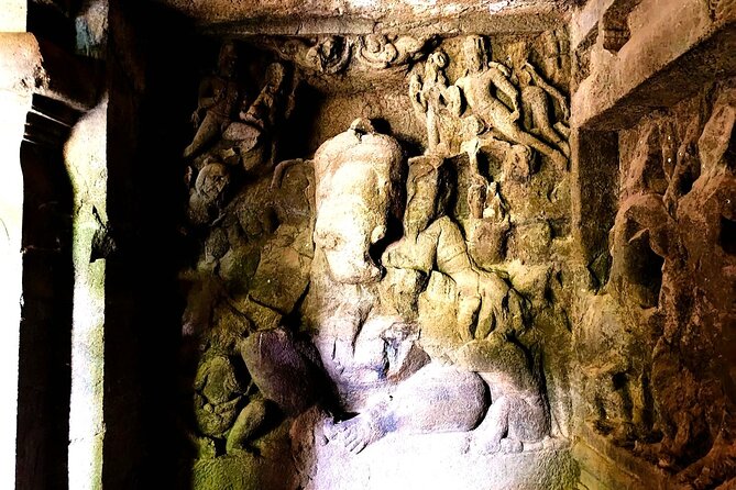 Elephanta Island Caves & Traditional Village Tour - Crossing from Mumbai to Elephanta Island