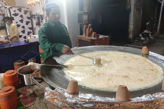 Evening Hyderabad Street Food Walk with Hyderabad Biryani - Stop two: Kebab grills and open-front cooking
