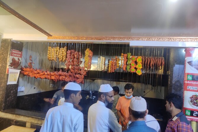 Evening Hyderabad Street Food Walk with Hyderabad Biryani - The Old City setting and comfort level