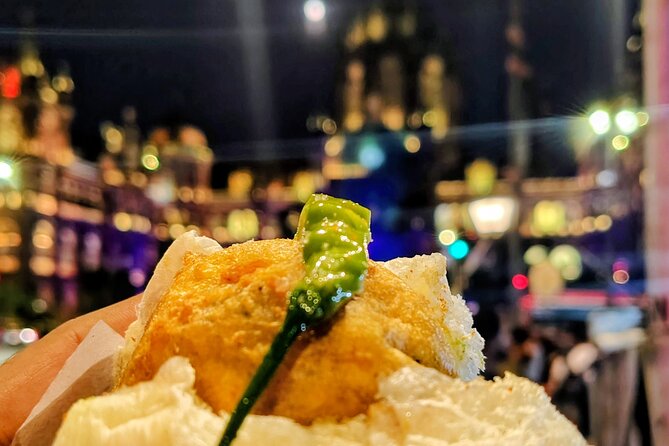 Evening Mumbai by Foot Street Food and Heritage - Key reasons to consider this Mumbai night walk