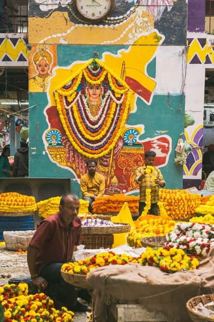 Experience Bangalore - Evening City Walk Tour & Market Visit - What the $37 price delivers