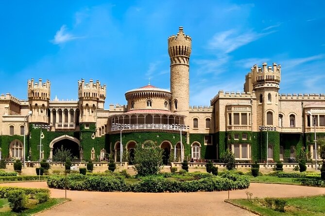 Experience Bangalores Day Private Sightseeing Journey - Vidhana Soudha and Attara Kacheri: Bangalore’s grand civic center