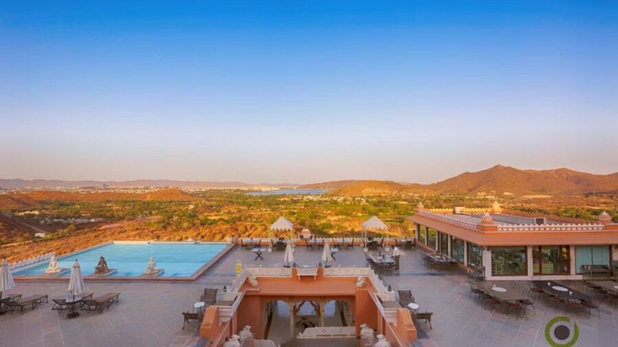 Experience Luxury: Private Museum, Vintage Car Ride - Is this luxury outing worth your time?