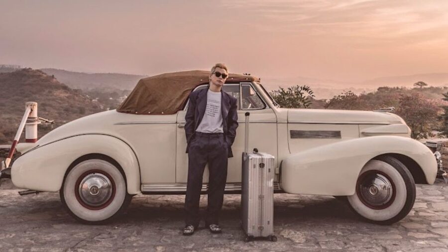 Experience Luxury: Private Museum, Vintage Car Ride - Starting with the vintage car ride near Lake Pichola