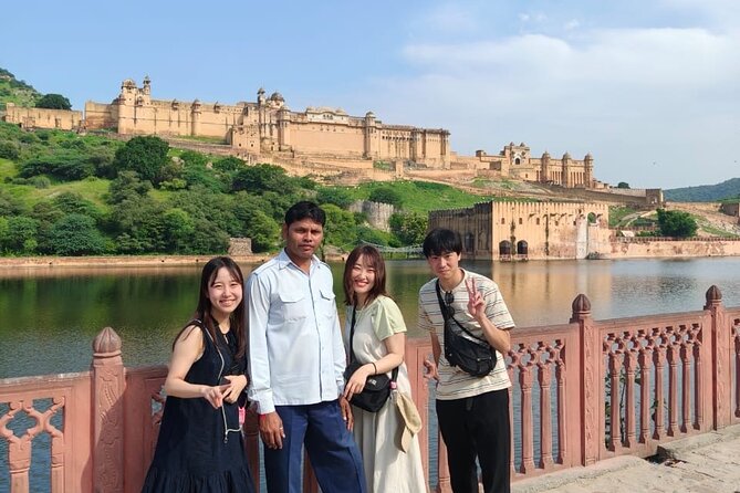 Explore Full Day Jaipur Guided Tour by Car with Guide - The first palace visit sets the tone