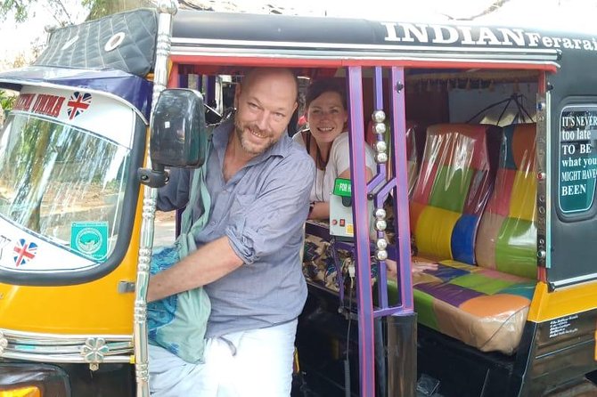Explore Kochi by Tuk Tuk (book 1 adult & 2 go free (local only) - What the driver adds to the experience