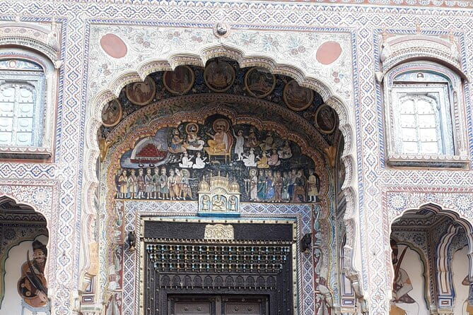 Explore Private Tour The Golden Triangle Done Differently - City Palace and Amber Fort complete Jaipur