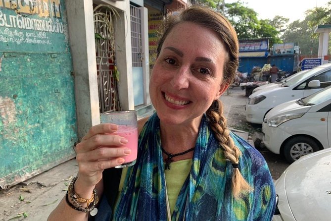 Exploring Mylapore: A Cultural & Historical Walking Tour - Walking through markets and tasting South Indian snacks