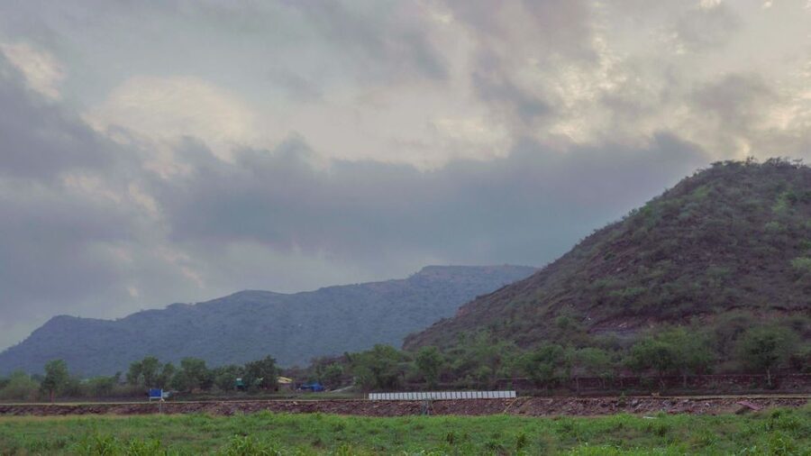 Farm to Table: With a local farmer family - Learning the food of Rajasthan at the clay stove