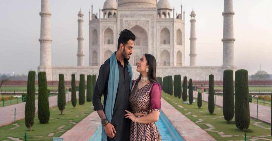 Fast-track entry into taj mahal with entrance included. - Key points at a glance