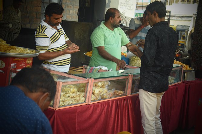 Feast on the Streets: Best Jaipur Food Tour - Abdul’s role in making the walk work