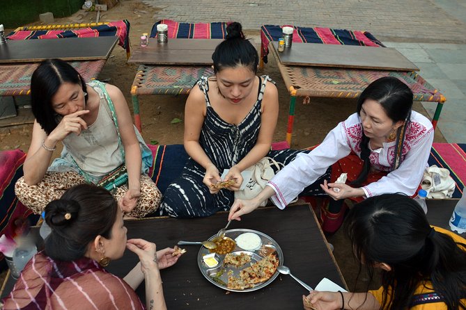 Food Tour and Eat like Locals - Why Raja Park Makes a Good Food Base