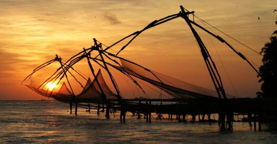 Fort Kochi & Mattanchery 3-Hour Walking Tour - Mattancherry Palace and its Hindu murals