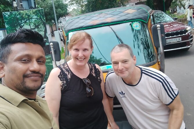 Fort Kochi Sightseeing Tuk Tuk Tour - What the Driver Adds to the Experience
