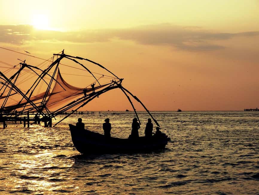 Fortkochi Heritage Walking tour with a local guide - Chinese fishing nets and the working waterfront