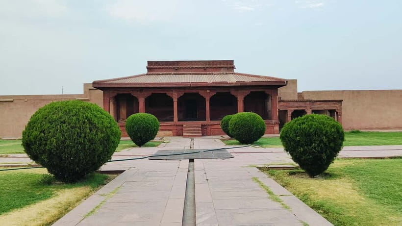 From Agra : Fatehpur Sikri Sightseeing by Private Car - Buland Darwaza makes a memorable first impression