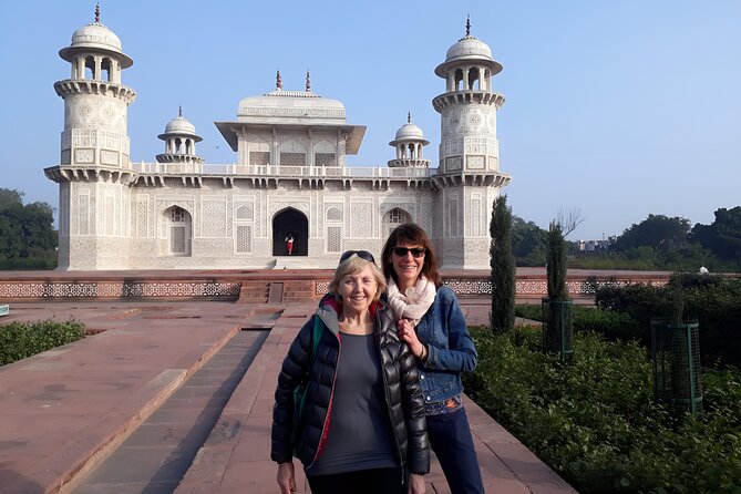 From Agra: Skip-the-Line Taj Mahal & Fort Private Tour by Car - A one-hour lunch at Courtyard Agra