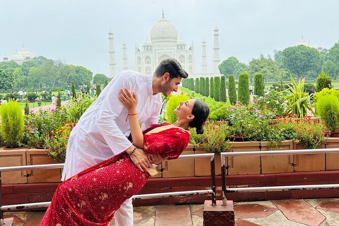 From Agra - Taj Mahal, Agra Fort and More - Shopping at the end of the day
