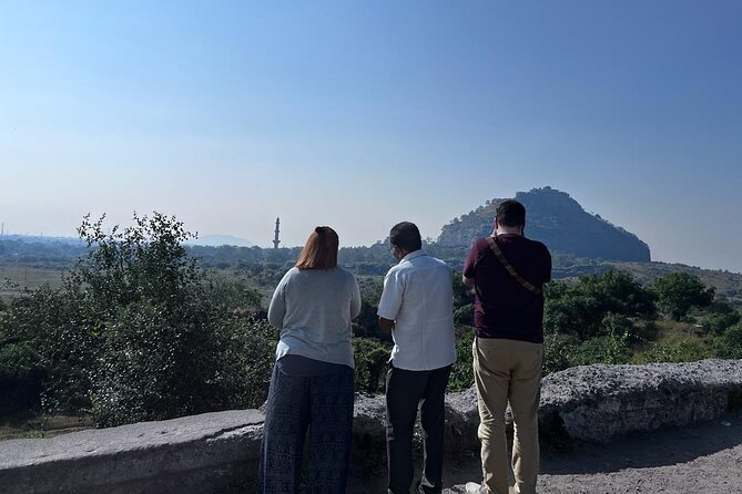 From Aurangabad to Ajanta Ellora Taxi – Best 2-Day Cab Tour - Daulatabad Fort rewards patient walkers