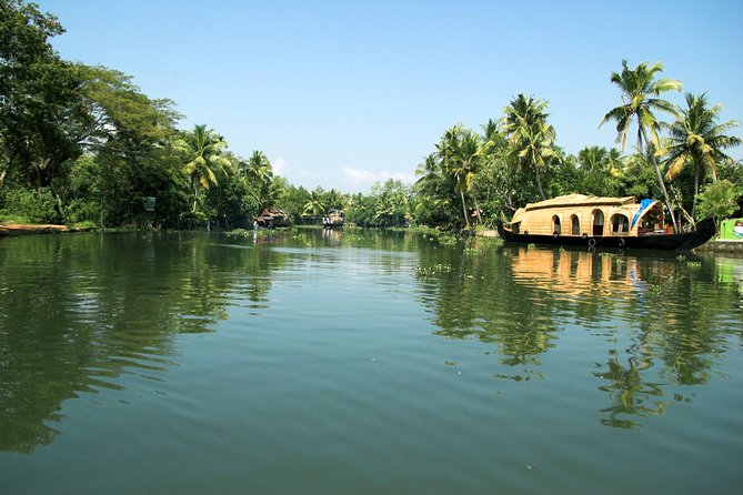 From Cochin Port: Backwaters by Houseboat & Chinese Nets - Key points to know before booking