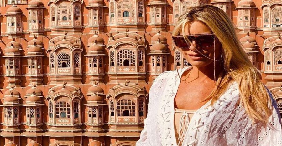 From Delhi: All-Inclusive Same-Day Jaipur Tour By Car Tour - Hawa Mahal: Jaipur’s most recognizable facade
