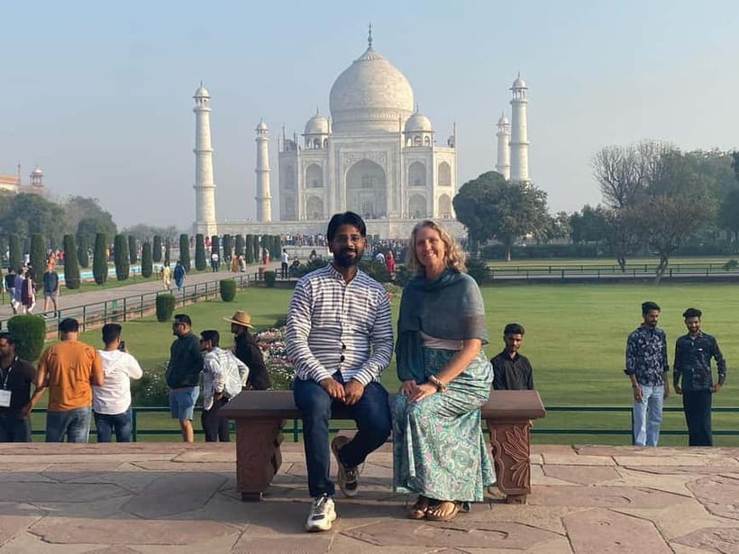 From Delhi:All Inclusive Taj Mahal Day Tour by Fastest Train - The private-group setup is worth noticing