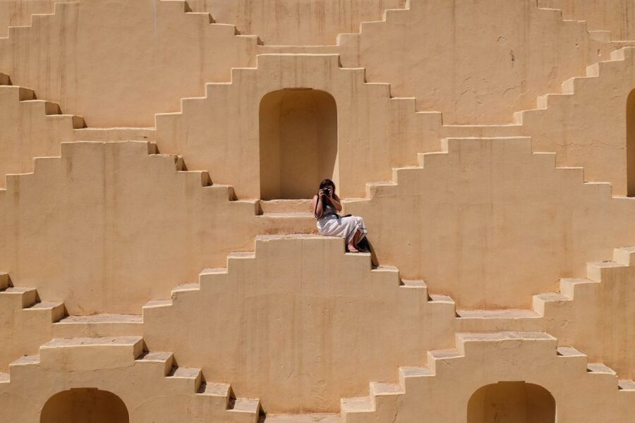 From Delhi: Jaipur Day Trip by Fast Train or Private Car - Food, comfort, and the real cost