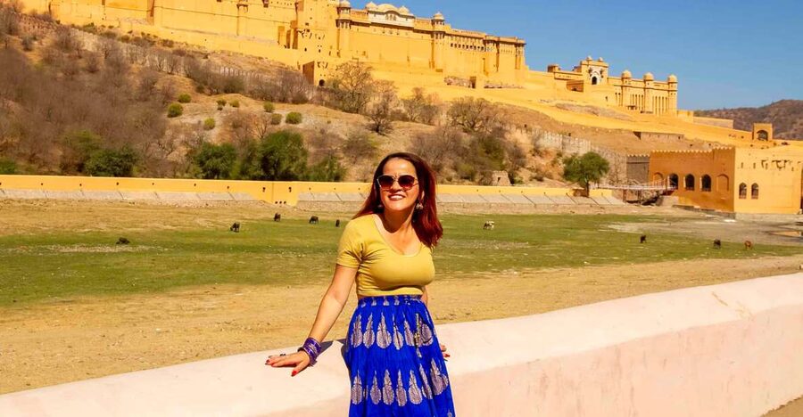 From Delhi: Jaipur Day Trip by Fast Train or Private Car - Choosing between the train and private car