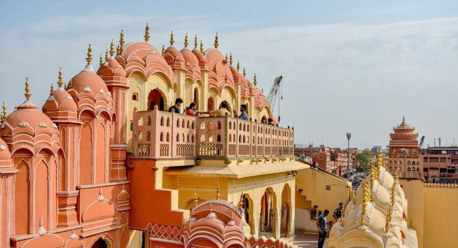 From Delhi: Jaipur Private Tour with Guide & Hotel Pickup - Jal Mahal, the quick roadside view