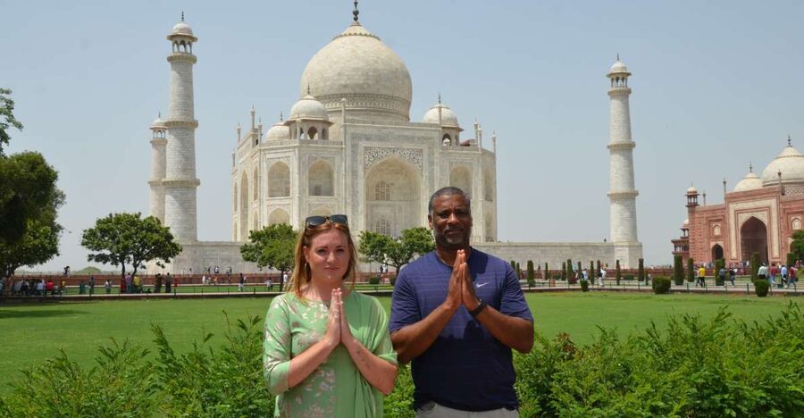 From Delhi: Overnight Taj Mahal & Agra City Tour by Car - The Delhi to Agra drive at 8 a.m.
