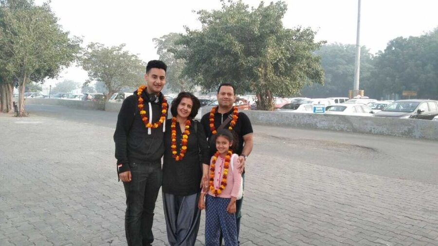 From Delhi: Private 2-Day Golden Triangle Luxury Tour - Key points at a glance
