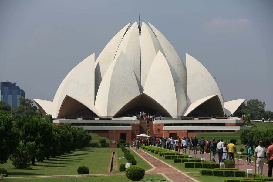 From Delhi: Private 3-Day Golden Triangle Luxury Tour - Day 1: Delhi’s monuments before the drive to Agra
