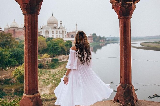From Delhi: Private 3-Day Golden Triangle Tour with Hotel Options - Delhi’s grand monuments reveal two different Indias
