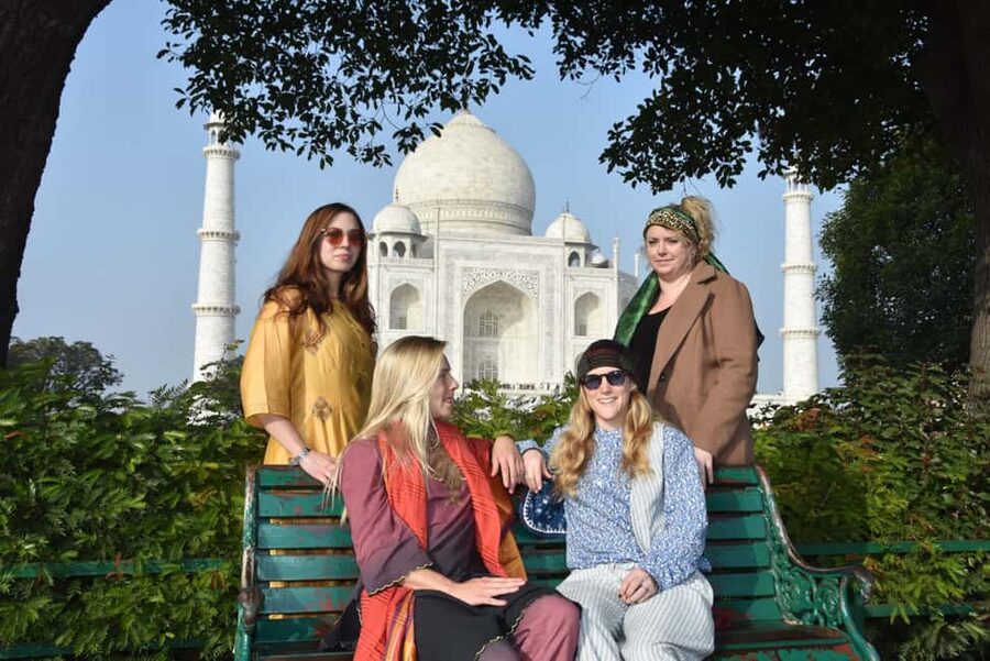 From Delhi: Private 3-Day Golden Triangle Tour with Hotels - Day two: Taj Mahal sunrise and the road to Jaipur