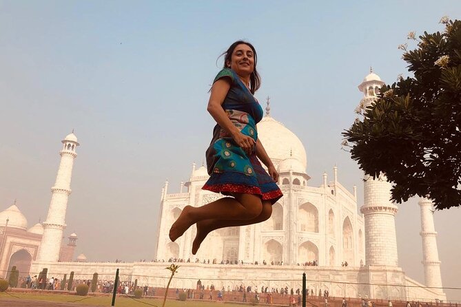 From Delhi : Private Day Trip to Taj Mahal & Agra Fort by Car - All Inclusive - Seeing the Taj Mahal around 9:30 am