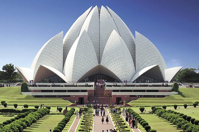 From Delhi : Private Full Day Old and New Delhi City Tour - Starting in Chandni Chowk, where Delhi gets loud and close