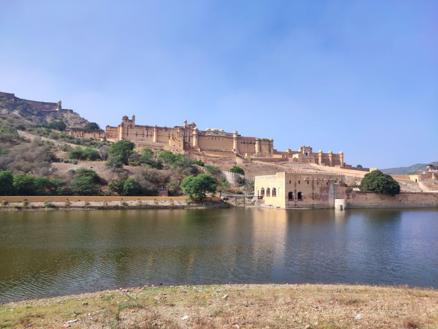 From Delhi: Private Jaipur & Amber Fort Guided Tour by Car - Amber Fort gives the day its big opening