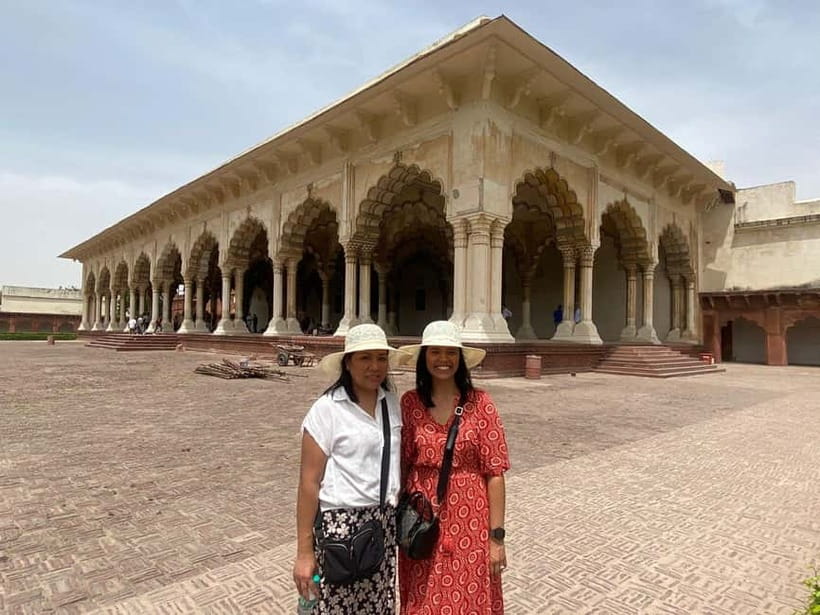 From Delhi: Private Layover Taj Mahal Day Tour By Car - Two hours at the Taj Mahal