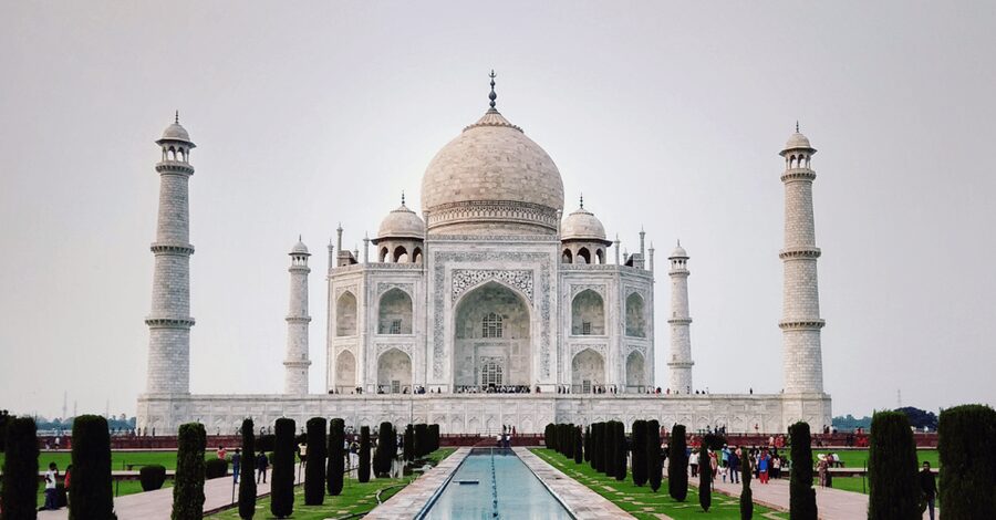 From Delhi: Private Taj Mahal & Agra Day Trip by Car or Rail - Who should book this Agra day trip?