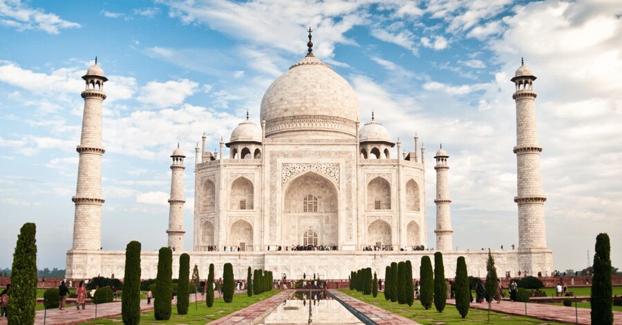 From Delhi: Private Taj Mahal & Agra Day Trip by Car or Rail - Car or express train: which option suits you?