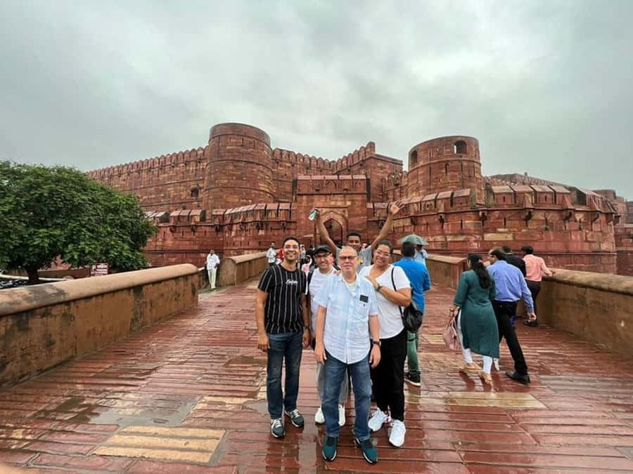 From Delhi: Private Taj Mahal, Agra Fort & Baby Taj Day Tour - Agra Fort and the world of Shah Jahan