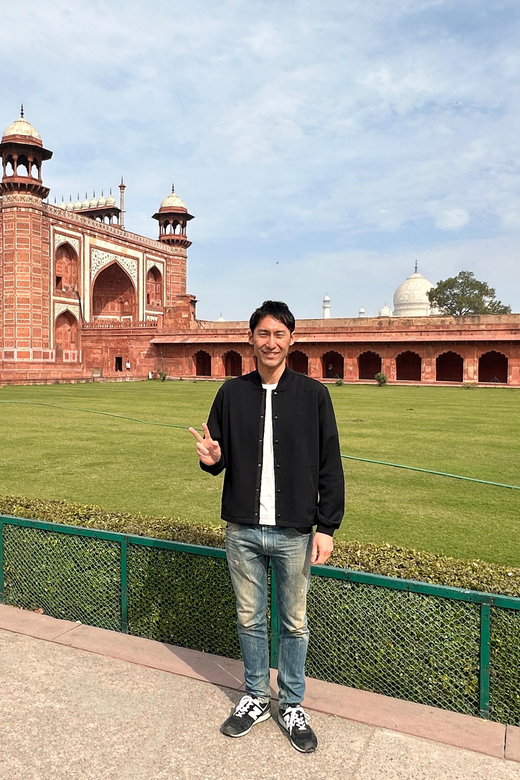 From Delhi: Private Taj mahal and Agra Fort with Car Tour - Key points at a glance