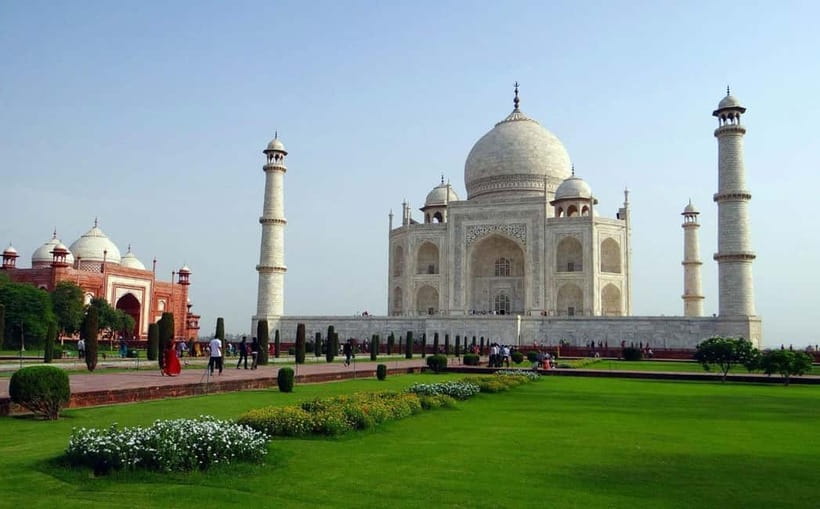 From Delhi: Private Taj mahal and Agra Fort with Car Tour - Who should book this Agra day trip?