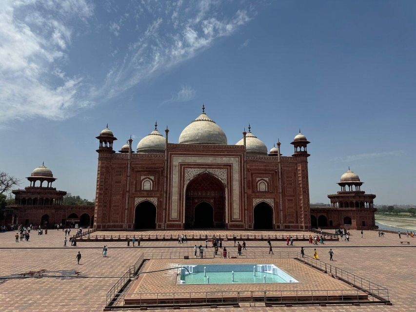 From Delhi: Private Taj Mahal Day Tour By Car and Driver - Agra Fort and the Mughal court