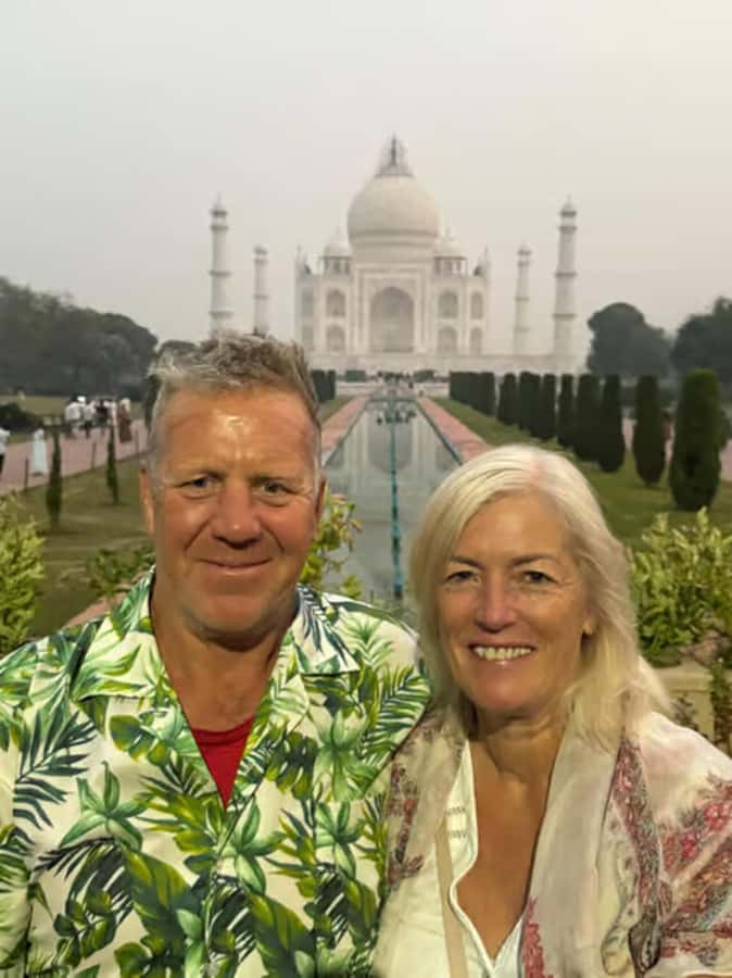 From Delhi: Same Day Taj Mahal Tour with lunch in 5 star - The Baby Taj, A Smaller and Quieter Stop