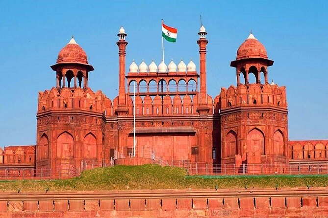 From Delhi: Skip the line Taj Mahal, Agra Tour by Express Train - The Taj Mahal, with about three hours to use well