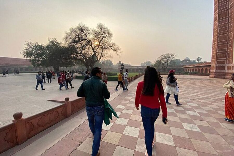 From Delhi: Taj Mahal & Agra Day Tour by Superfast Train - Entering the Taj Mahal with a local guide